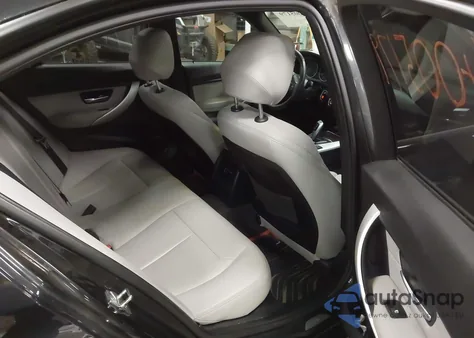 2012 BMW 328I из США, поврежденный, VIN WBA3A5C56CF348110